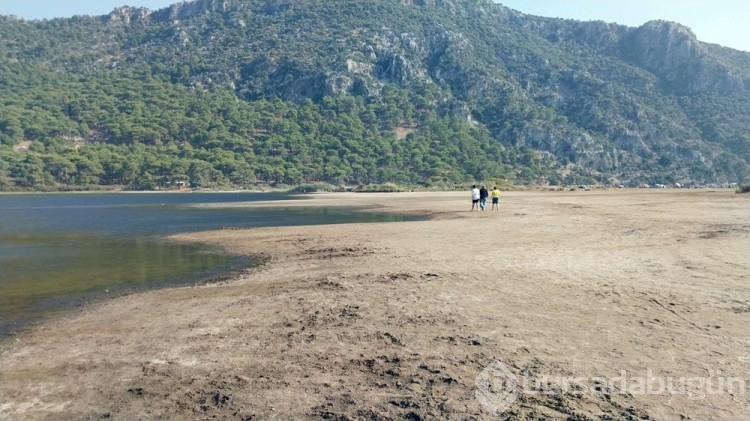 İztuzu'nda sular çekildi, 2 bin yıllık tesis ortaya çıktı
