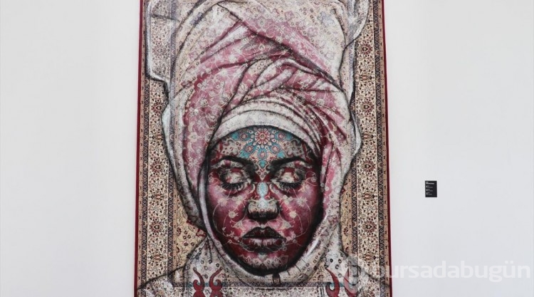 Halılarıyla ünlü olan Kazak ressam!