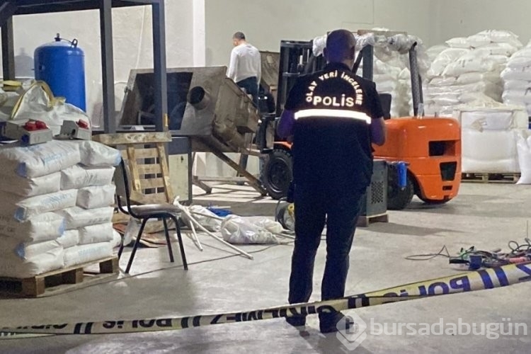 Tekirdağ'da deterjan imalathanesinde karıştırıcı mikser devrildi! 1 ölü