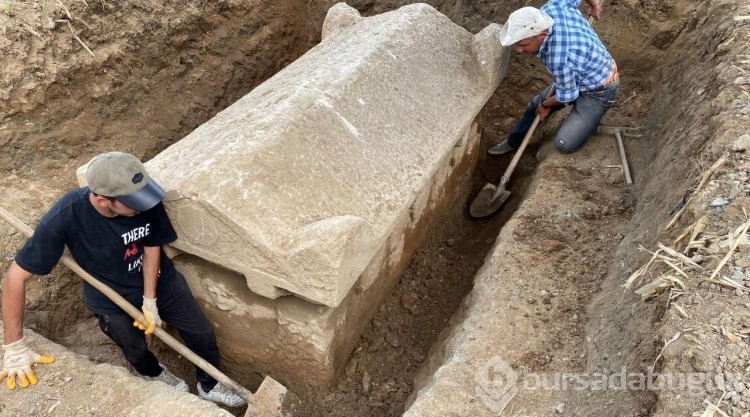 Alabanda Antik Kenti'nde 2 bin yıl öncesine ait lahit bulundu