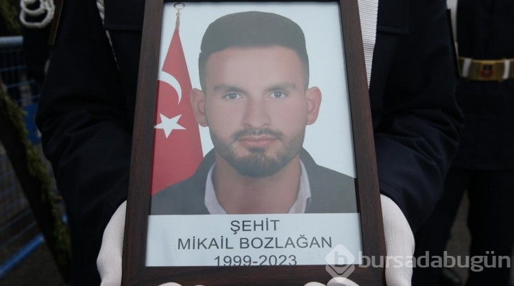 Teröristlerin katlettiği şehit veteriner teknikeri defnedildi