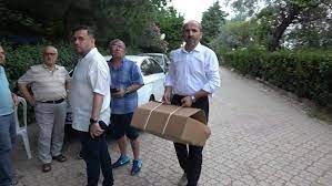Bursa'da Kurban Bayramı'nda bozuk et ve salam dağıttıkları iddia edilen sanıklar yargılanıyor