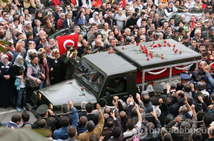 Bursalı şehit Samet Saraç'ın babası: Oğlum sana müjdeli haberi getirdim, sizin kanınız yerde kalmadı