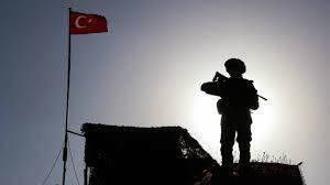 Türkiye'ye girmeye çalışan FETÖ'cü kişiler yakalandı