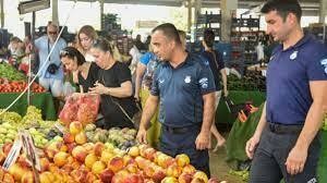 Antalya'da semt pazarlarında bağıran esnafa bin 295 TL ceza uygulanıyor