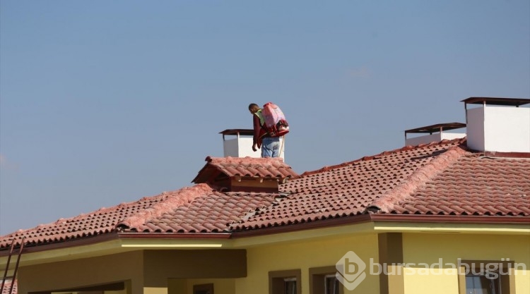 Hatay'da depremzedeler için yapılan köy evlerinde ilk teslimat kasımda