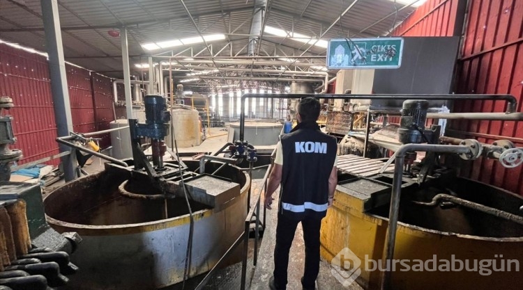 Adana'da 125 bin 320 litre kaçak akaryakıt ele geçirildi