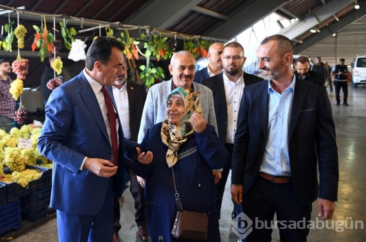 Başkan Dündar'dan kapalı pazar ziyareti