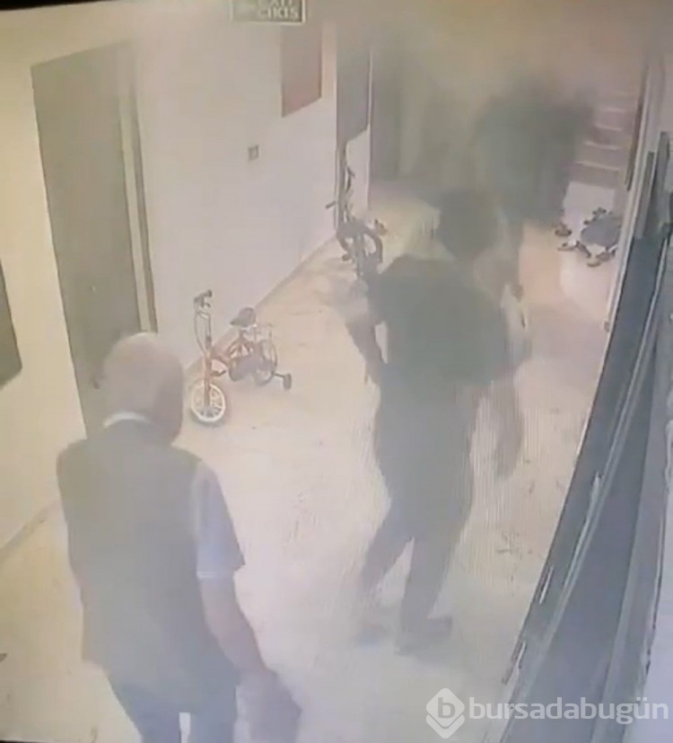 İlaçlanan ev bomba gibi patladı