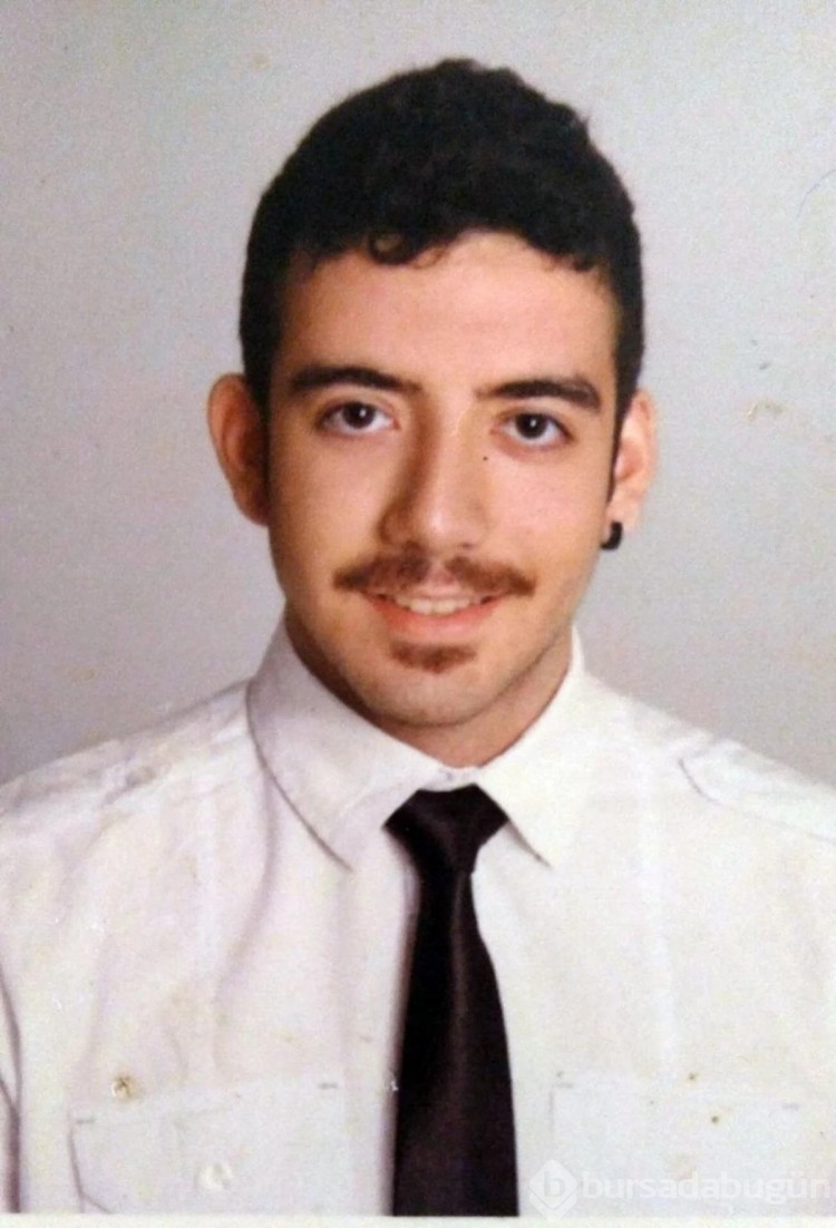 Görme bozukluğuyla başladı, 10 yıldır gözlerini kapatamıyor