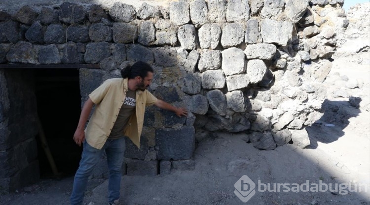 Malazgirt Savaşı alanının tespiti için yapılan kazılarda 700 metal obje bulundu