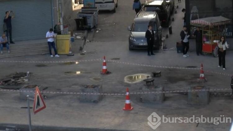 İstanbul'da metrobüs duraklarında yoğunluk yaşandı