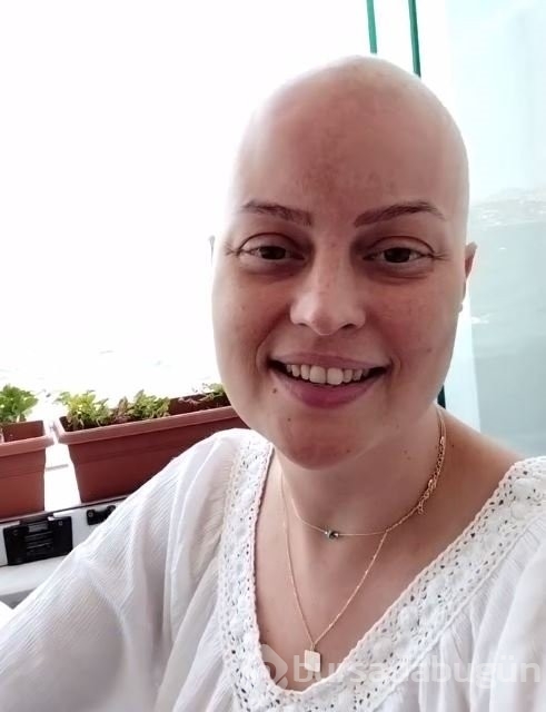 Oyuncu Ayçin Tuyun kanser olduğunu nişanlısından gizledi film çekimlerini tamamladı!