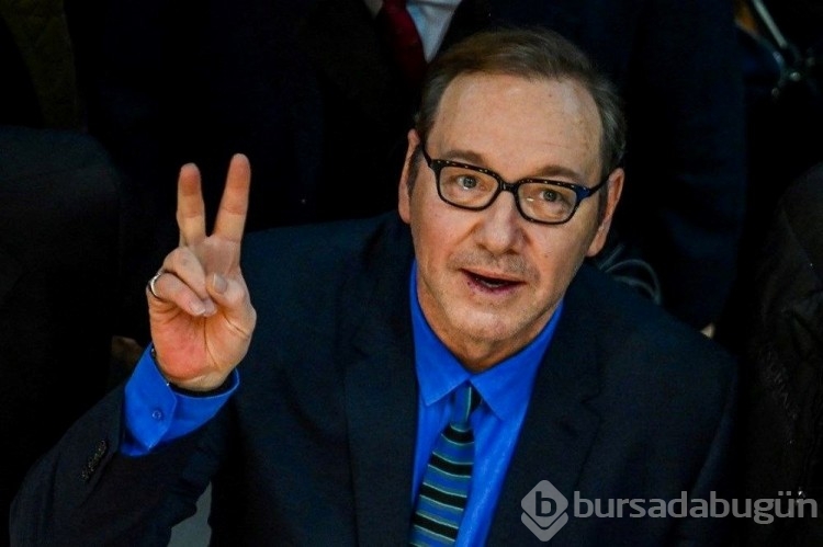 Kevin Spacey hastaneye kaldırıldı