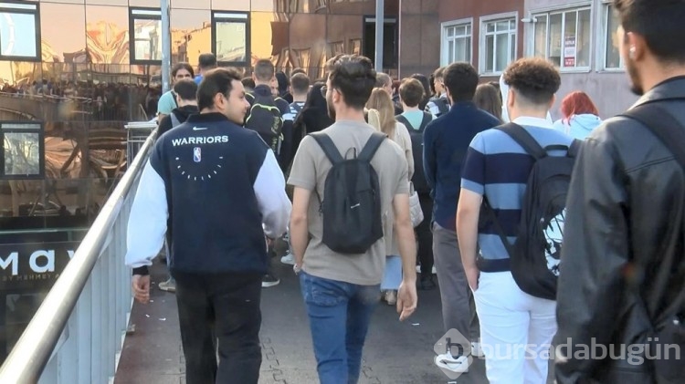 Beşyol metrobüs köprüsünde yenileme çalışması yoğunluğu