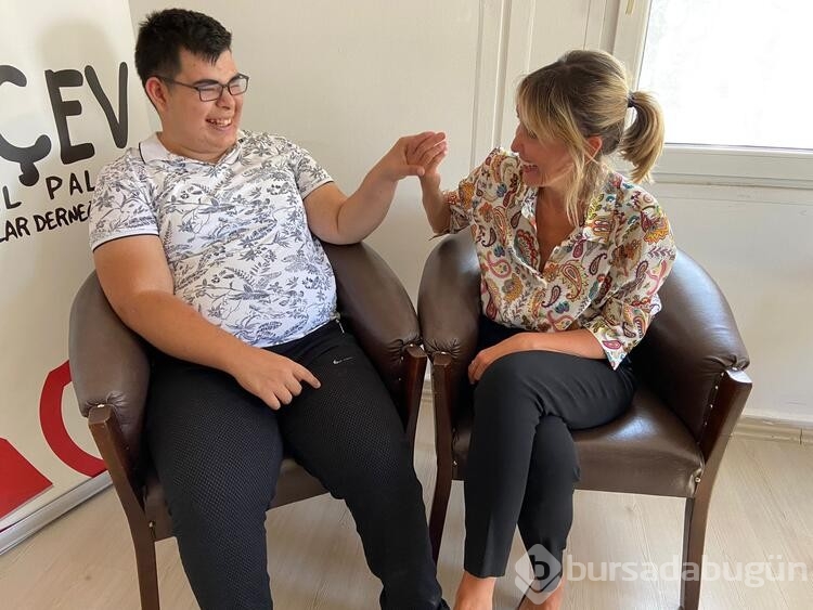 Serebral palsi hastası Serhat'ın üniversite hayali gerçek oldu