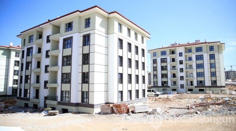 Malatya'daki deprem konutlarında dış cephe işlemleri yapılıyor
