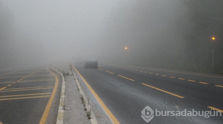Bolu Dağı'nda sis görüş mesafesini düşürdü
