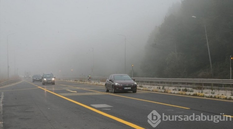 Bolu Dağı'nda sis görüş mesafesini düşürdü
