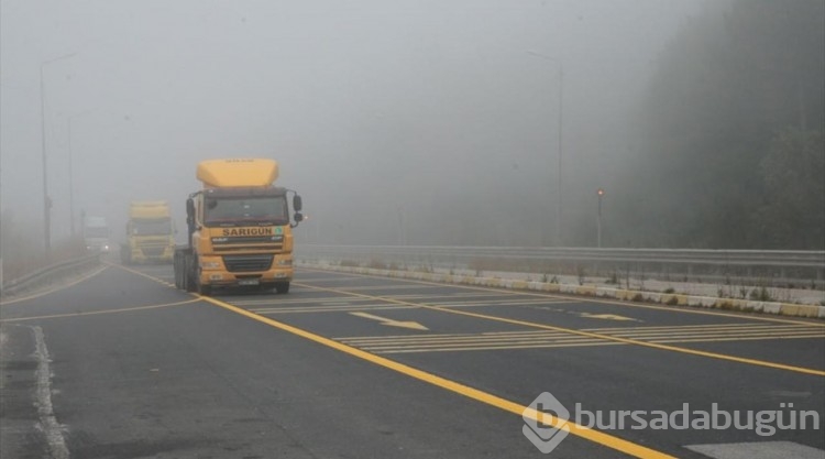 Bolu Dağı'nda sis görüş mesafesini düşürdü

