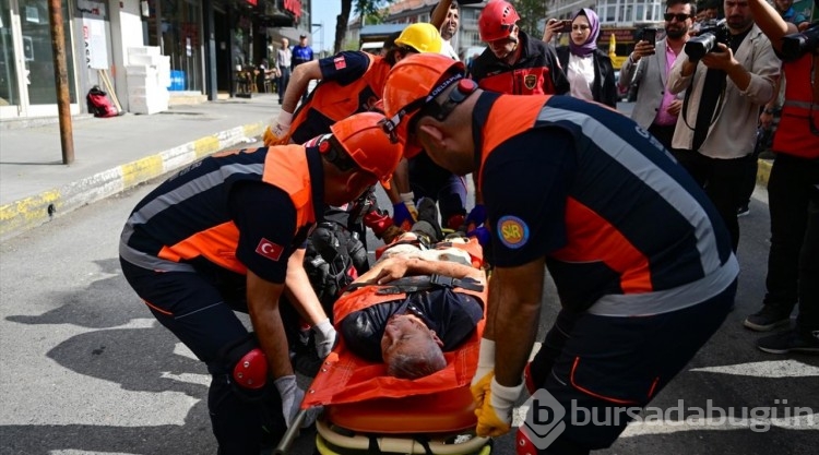 Gaziosmanpaşa'da deprem tatbikatı yapıldı