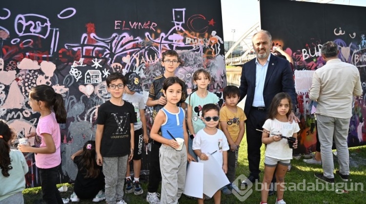 Bursa'da renkli Grafiti Şenliği: Şehre sanatsal bir dokunuş