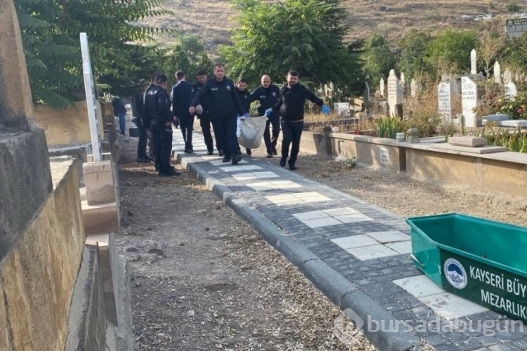 Kayseri'de mezarlıkta bıçaklanmış erkek cesedi bulundu