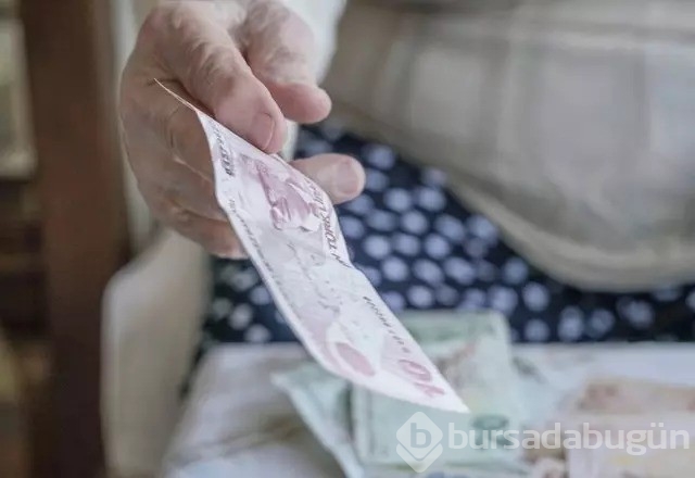  Emekliye 5 bin TL ikramiye detayları açıklandı