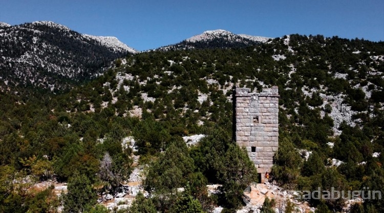 Doğaseverler, Nemrut Kalderası'nda kamp yapmayı tercih ediyor
