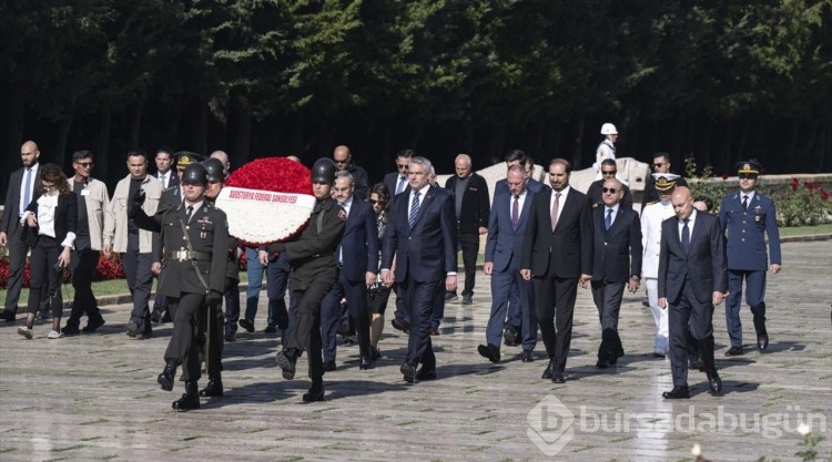 Avusturya Başbakanı Karl Nehammer, Anıtkabir'i ziyaret etti