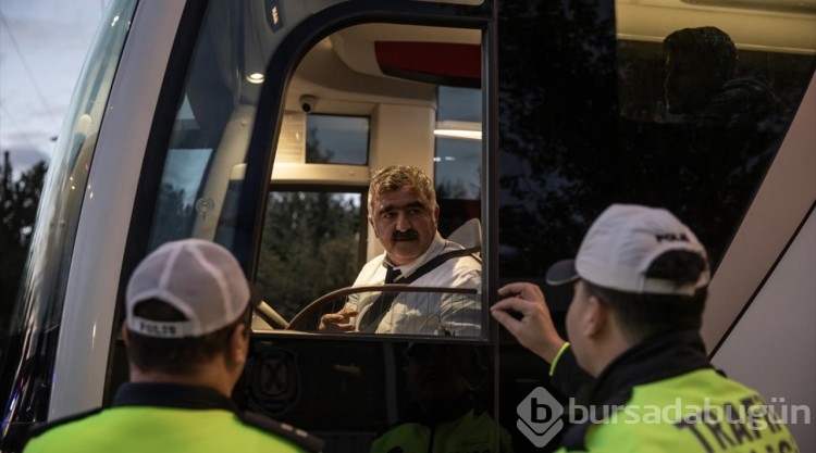 Şehirler arası yolcu otobüsleri sivil polisler tarafından denetleniyor