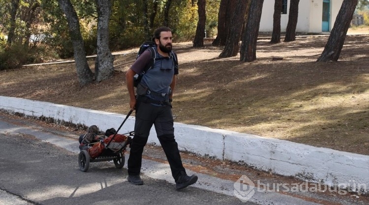Paris'ten İstanbul'a yürüyen Türk, Yunanistan'a ulaştı

