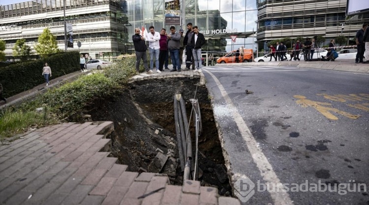Şişli'de kaldırımda göçük oluştu