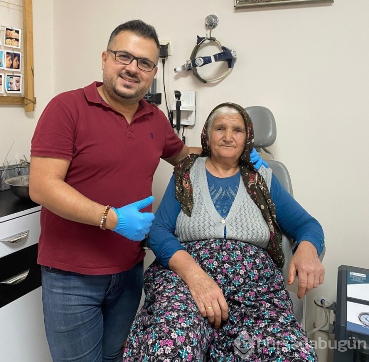 Manisa'da kulağından canlı örümcek çıktı
