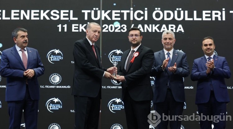 Cumhurbaşkanı Erdoğan, 26. Geleneksel Tüketici Ödülleri Törenine katıldı
