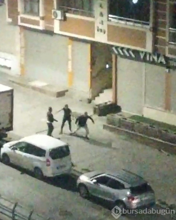 İstanbul Sultangazi'de silahlı kavga
