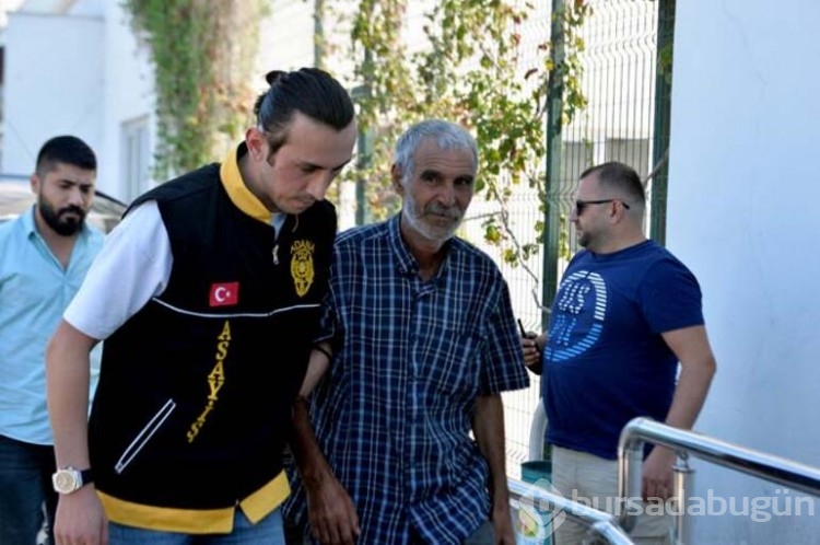 Oğlunu sürekli para istediği için öldürmüş
