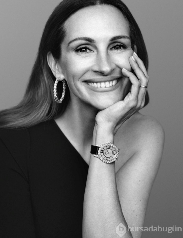Julia Roberts mücevher trendlerini tanıttı
