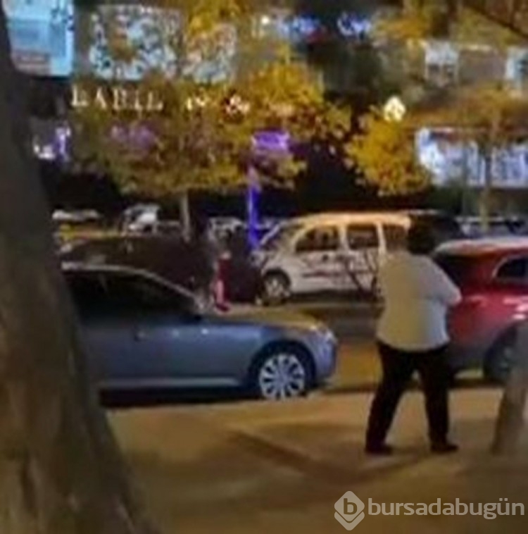 Trafikteki kavga sırasında hırsızlık