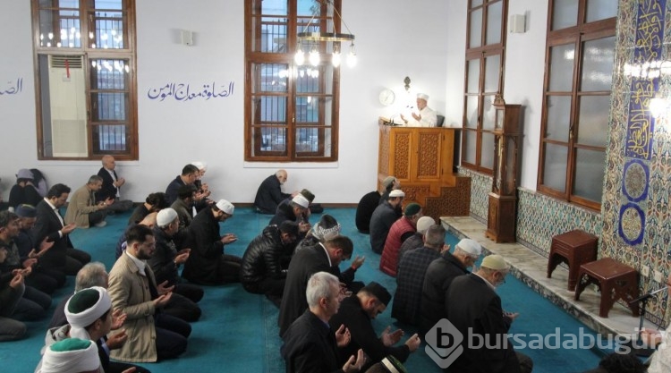 Camilerde Mehmetçik ve Filistin için dua edildi
