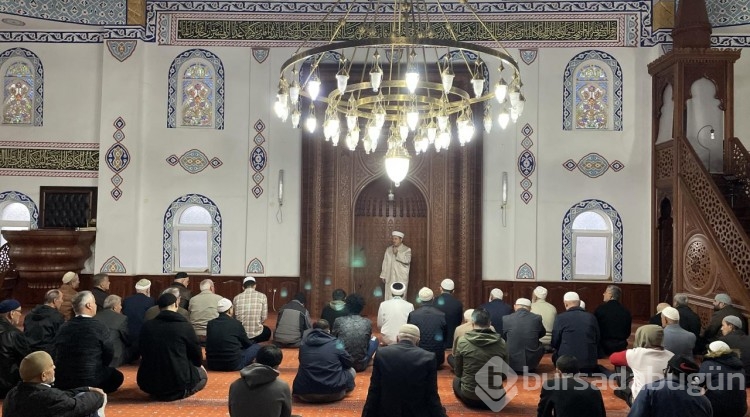 Camilerde Mehmetçik ve Filistin için dua edildi
