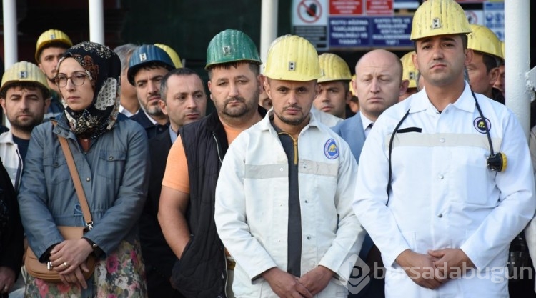Amasra'daki patlamada hayatını kaybeden 43 madenci anıldı
