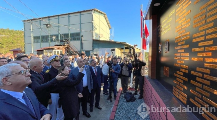 Amasra'daki patlamada hayatını kaybeden 43 madenci anıldı
