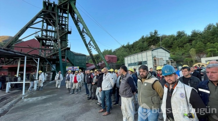 Amasra'daki patlamada hayatını kaybeden 43 madenci anıldı
