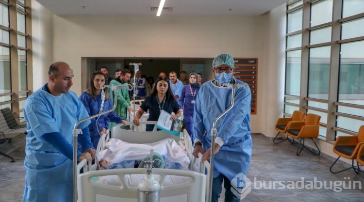 Erzurum Şehir Hastanesi'nde gerçeği aratmayan deprem tatbikatı
