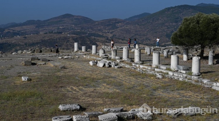 "İzmir'in hazineleri" kazılarla gün yüzüne çıkarılıyor
