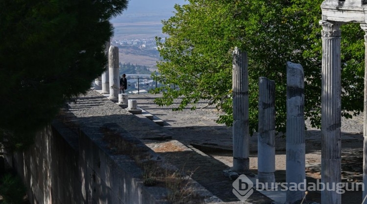 "İzmir'in hazineleri" kazılarla gün yüzüne çıkarılıyor
