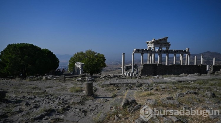 "İzmir'in hazineleri" kazılarla gün yüzüne çıkarılıyor
