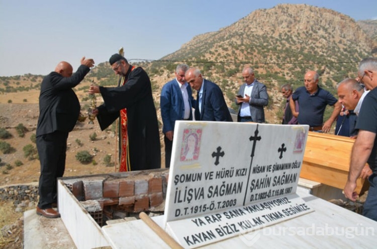 Almanya'da 20 yıl önce ölen Süryani kadının cenazesi, memleketi Silopi'de defnedildi

