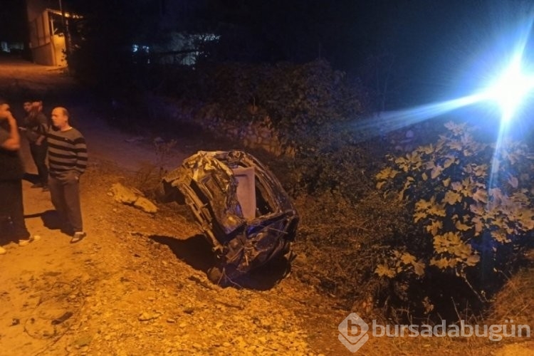 Bursa'da Orhangazi-Gemlik yolunda feci kaza: 3 genç ölümden döndü!